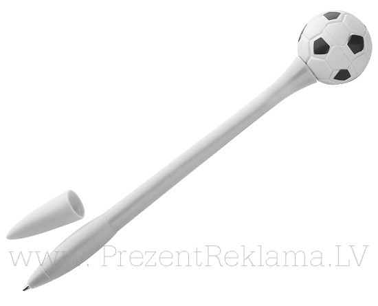 Pildspalva ar futbola bumbu